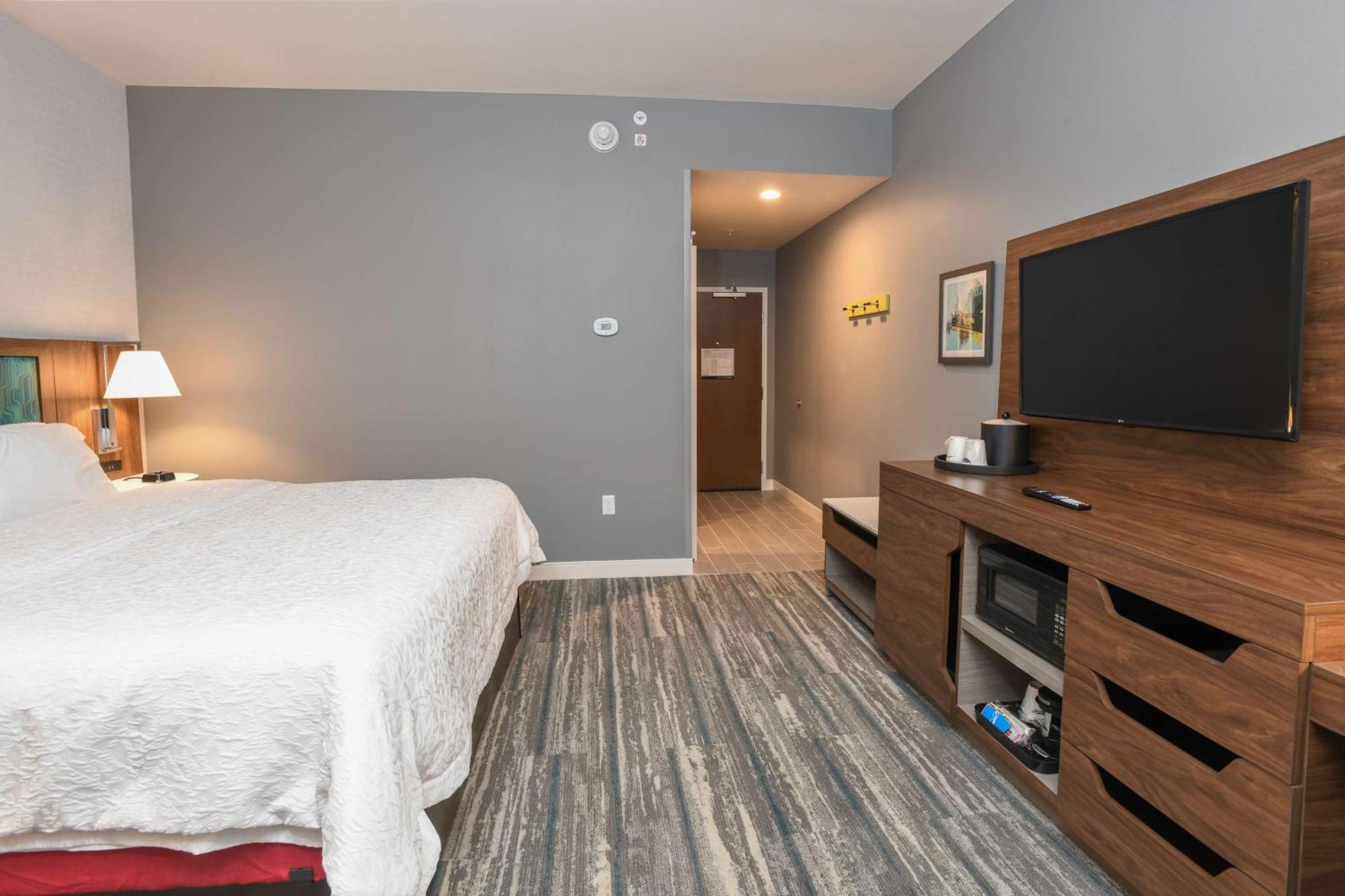 Hampton Inn & Suites Cincinnati Liberty Township West Chester Exterior foto